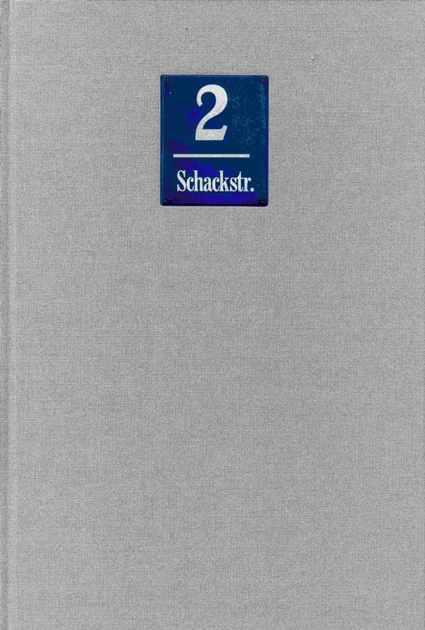 Peters, Schönberger & Partner (Hrsg.), Lothar Altmann, Stefan Groß (Texte), München Schackstraße 2, 72 Seiten, 95 Abb., Format 19,5 x 29,7 cm, 1. Auflage 2019, Kunstverlag Josef Fink, ISBN 978-3-95976-142-0